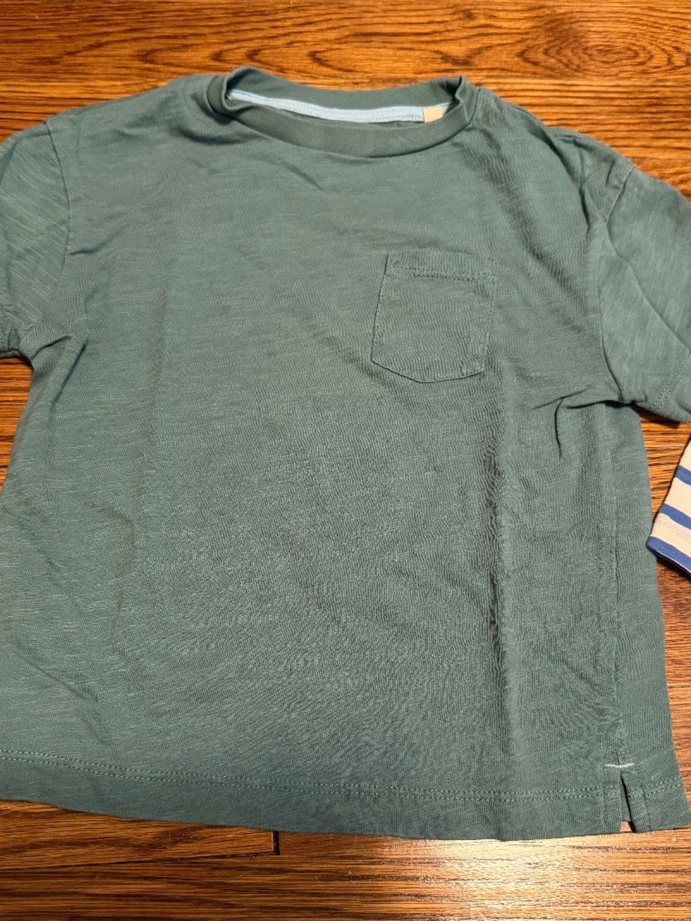 Mini Boden Short and Long Sleeve Combo Shirt Sz 2-3Y